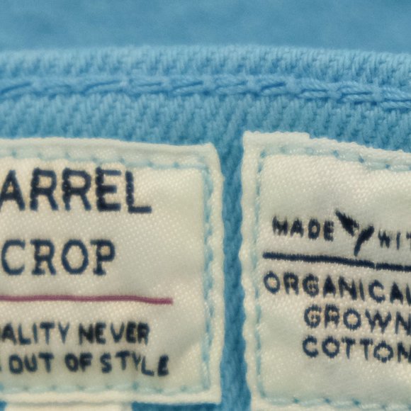 Levi's Made & Crafted Women's 31 Barrel Crop Wide Leg High Rise Jeans - Picture 4 of 8